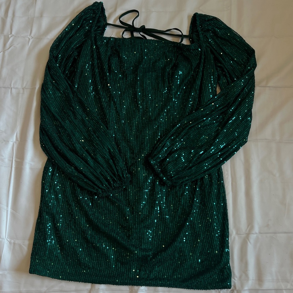 green long “loose” sleeve homecoming dress with tie on the back